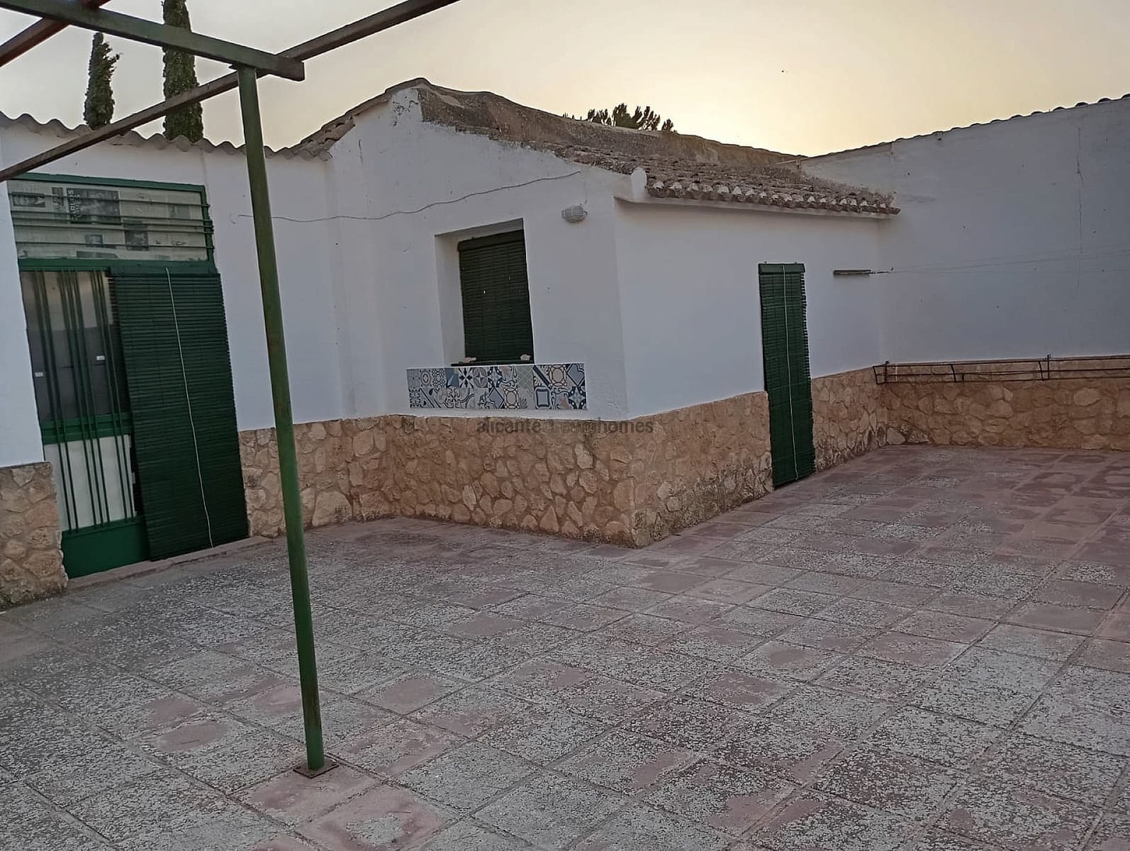 3 bedroom Finca/Country House for sale in Yecla with pool garage - € 315,000 (Ref: 8497589)