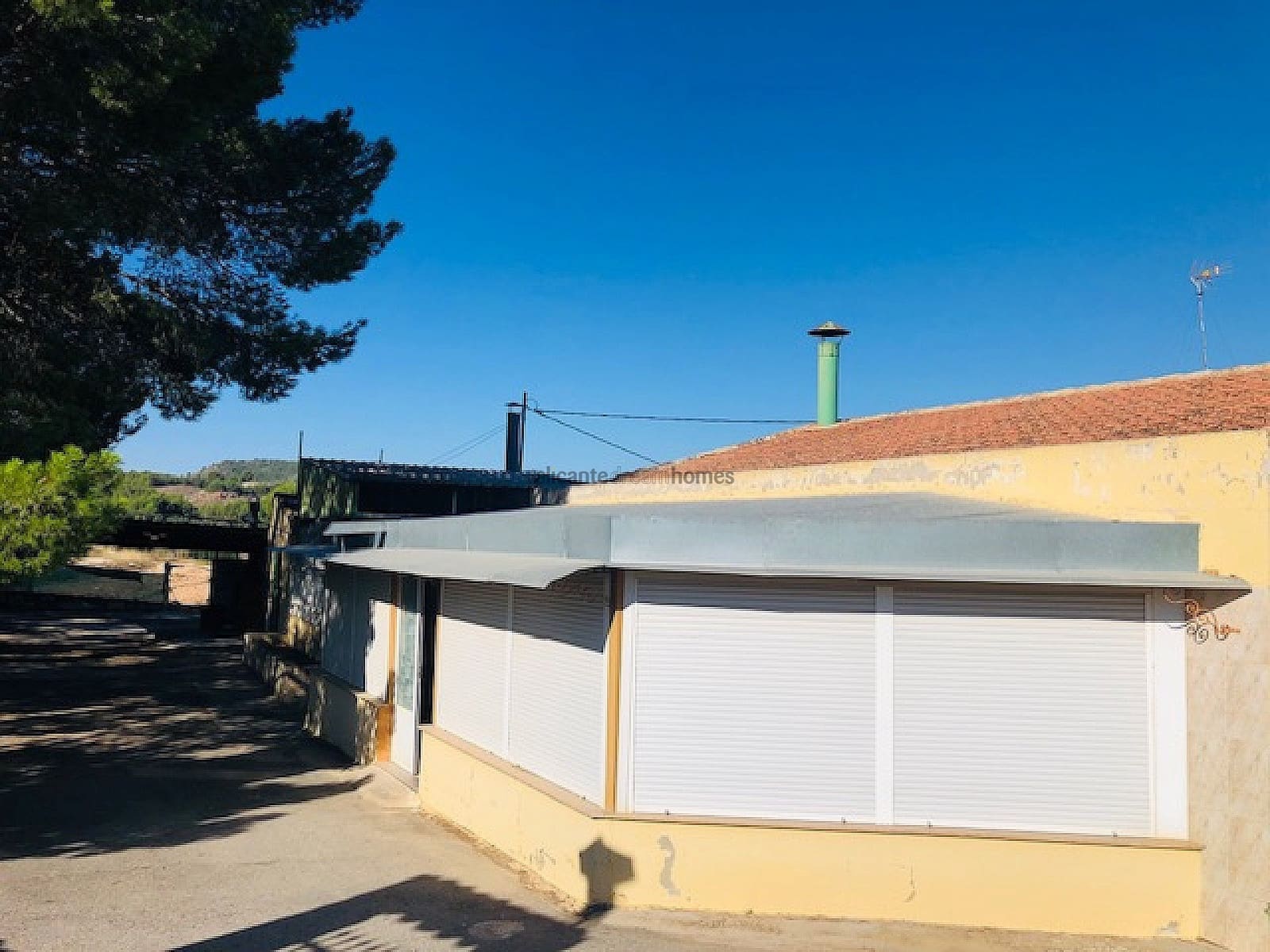 4 soveværelse Finca/Landehus til salg i Yecla - € 151.000 (Ref: 8552920)