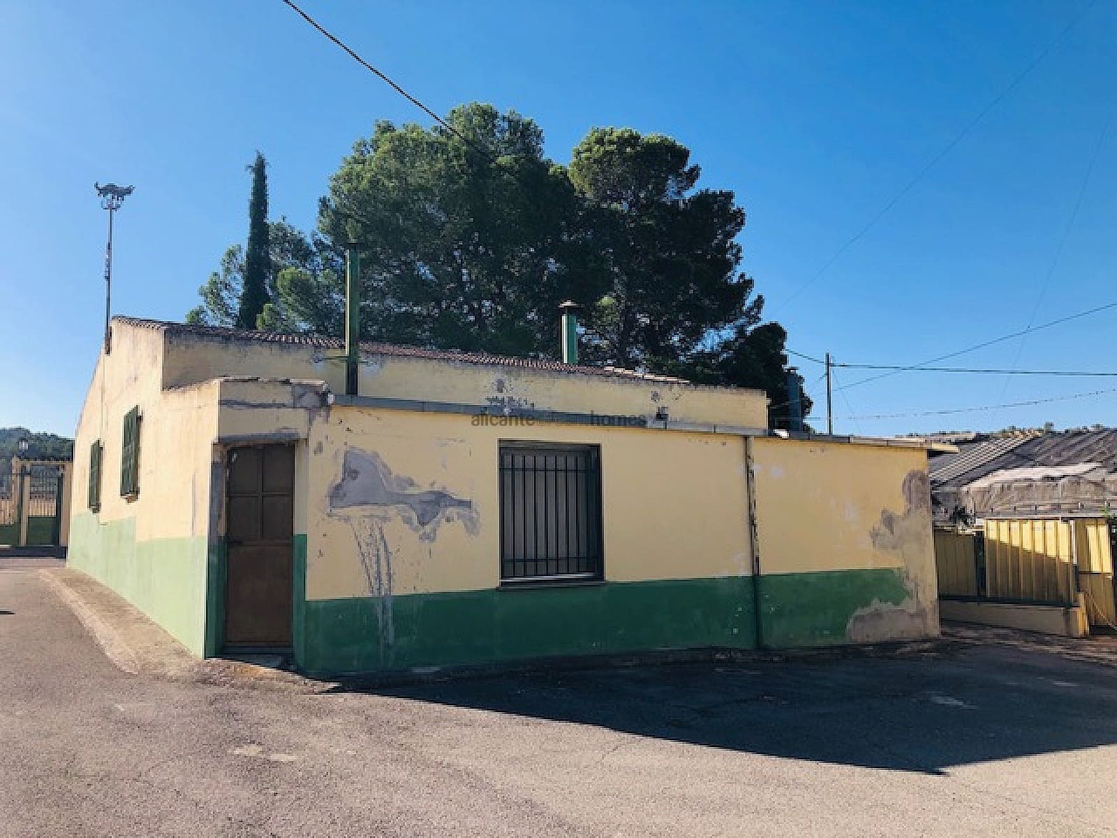 4 soveværelse Finca/Landehus til salg i Yecla - € 151.000 (Ref: 8552920)