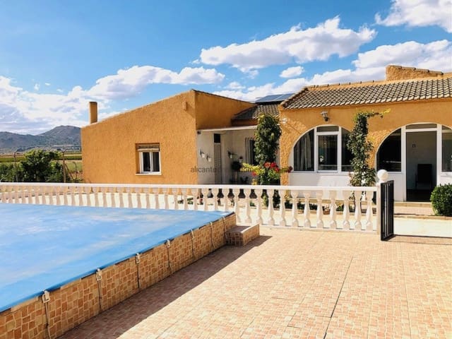 4 camera da letto Finca/Casa di Campagna in vendita in Yecla con piscina garage - 275.000 € (Rif: 8553102)