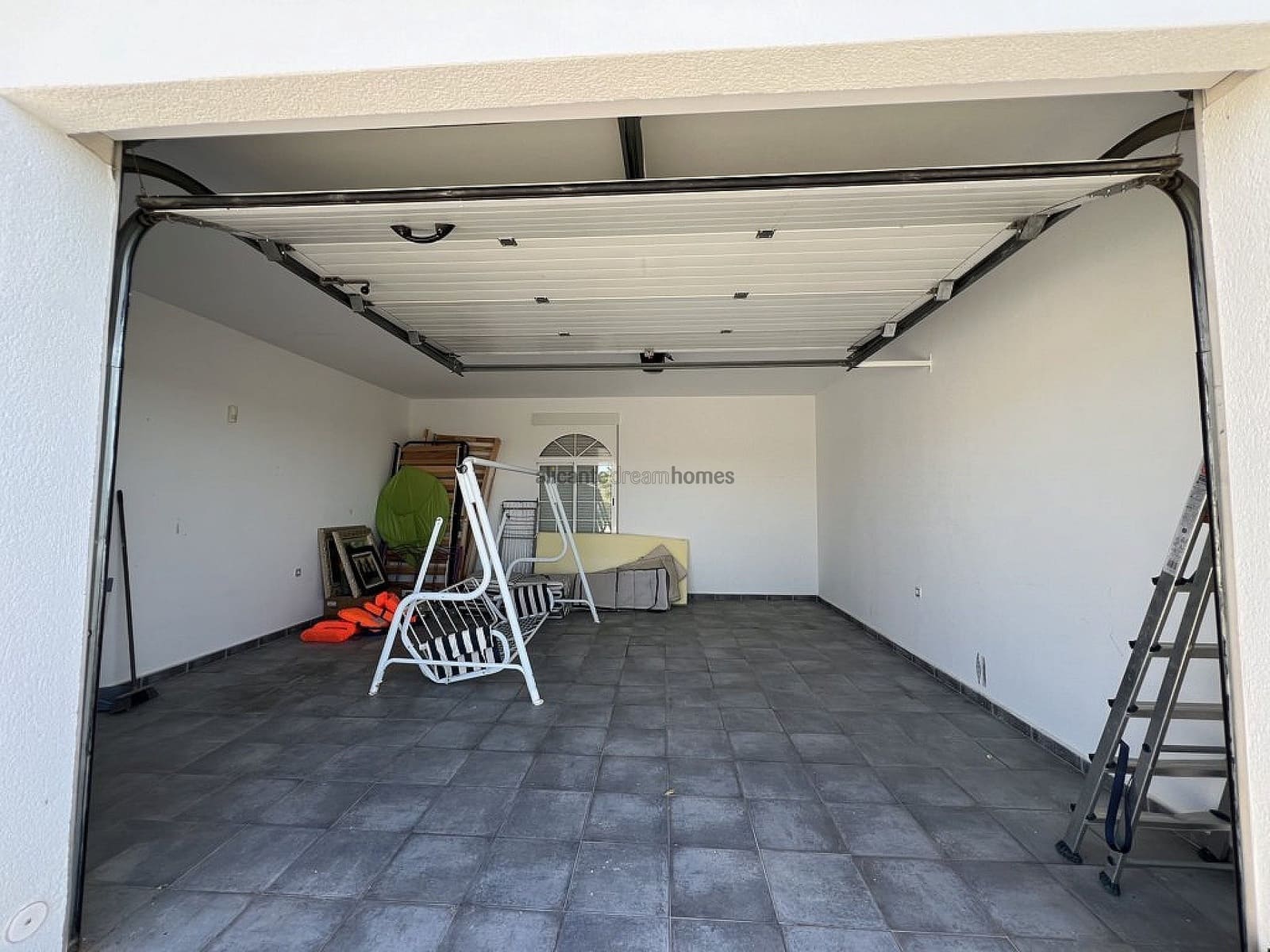 4 quarto Moradia para venda em Pinoso com piscina garagem - 475 000 € (Ref: 8560433)