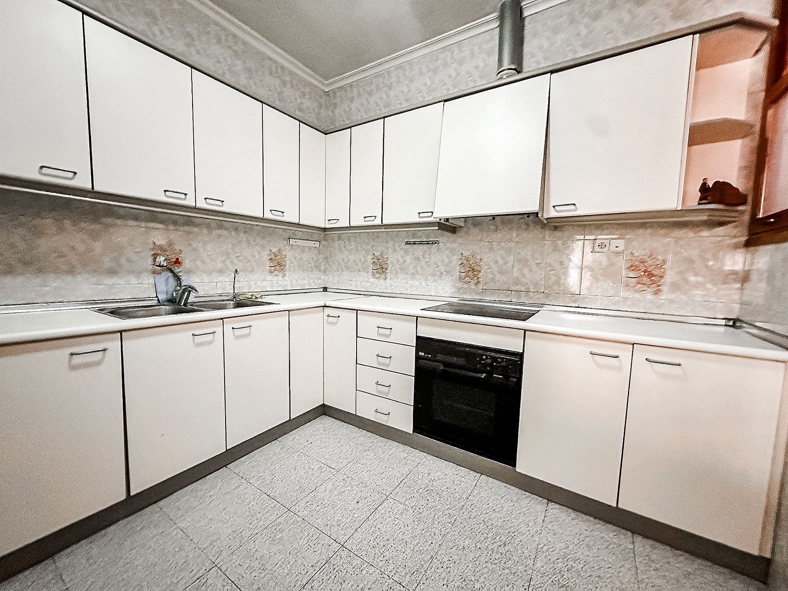 3 slaapkamer Huis te koop in Pinoso met garage - € 129.995 (Ref: 8573501)