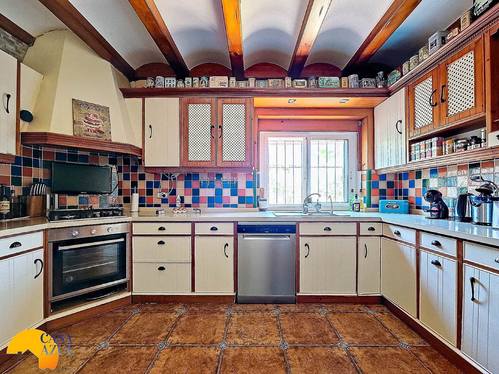 6 soveværelse Finca/Landehus til salg i Catral med swimmingpool garage - € 549.000 (Ref: 8574993)