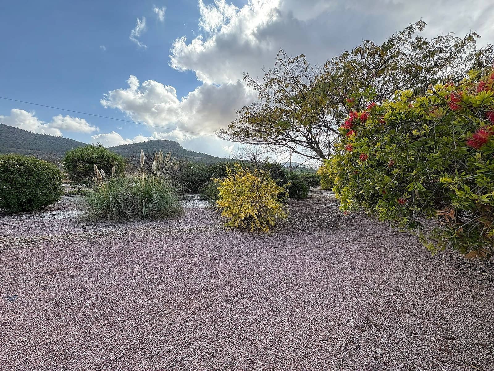 5 bedroom Villa for sale in Pinoso with pool - € 349,995 (Ref: 8637524)