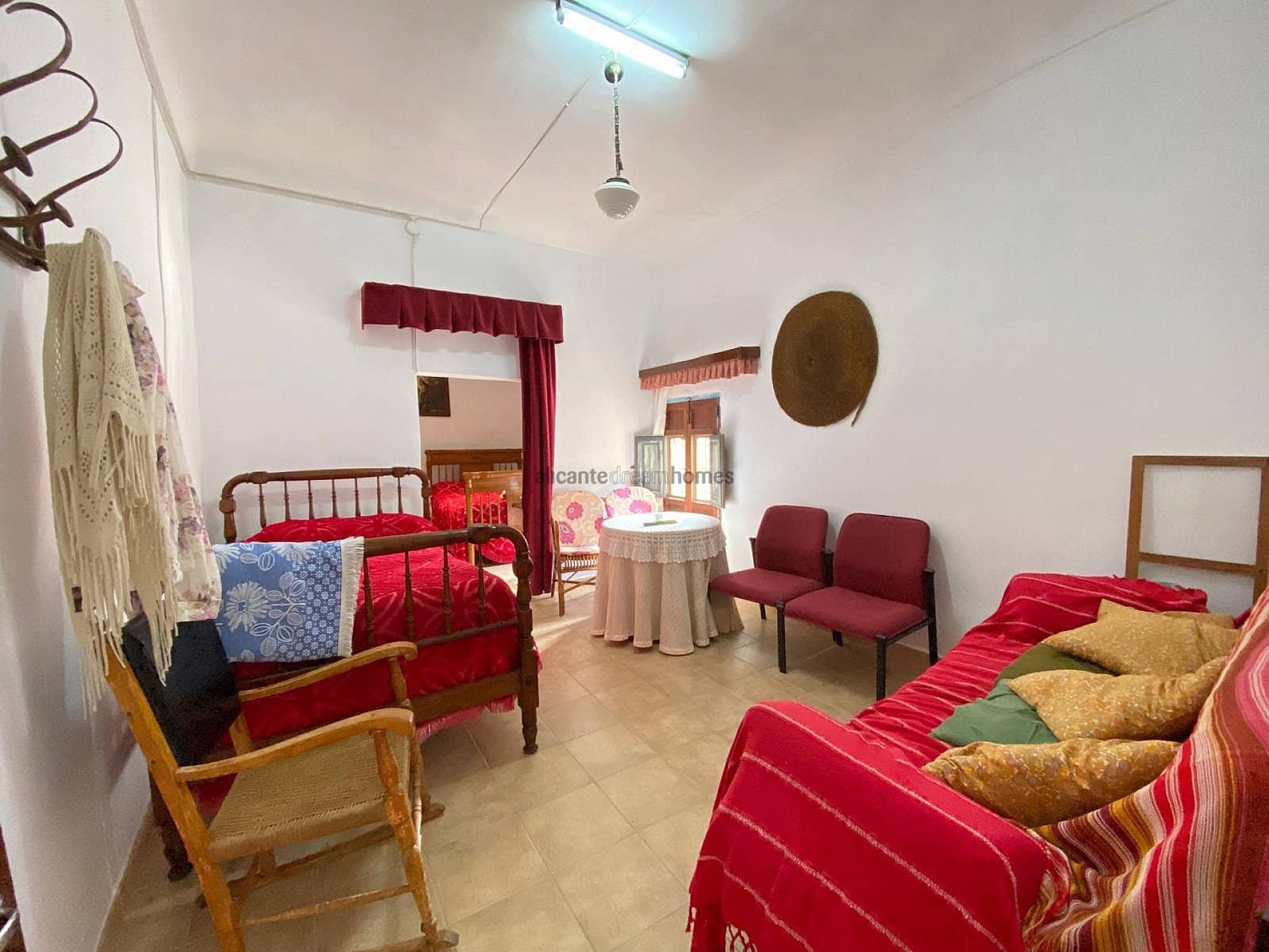 8 sovrum Finca/Hus på landet till salu i Pinoso med pool - 399 000 € (Ref: 8669076)