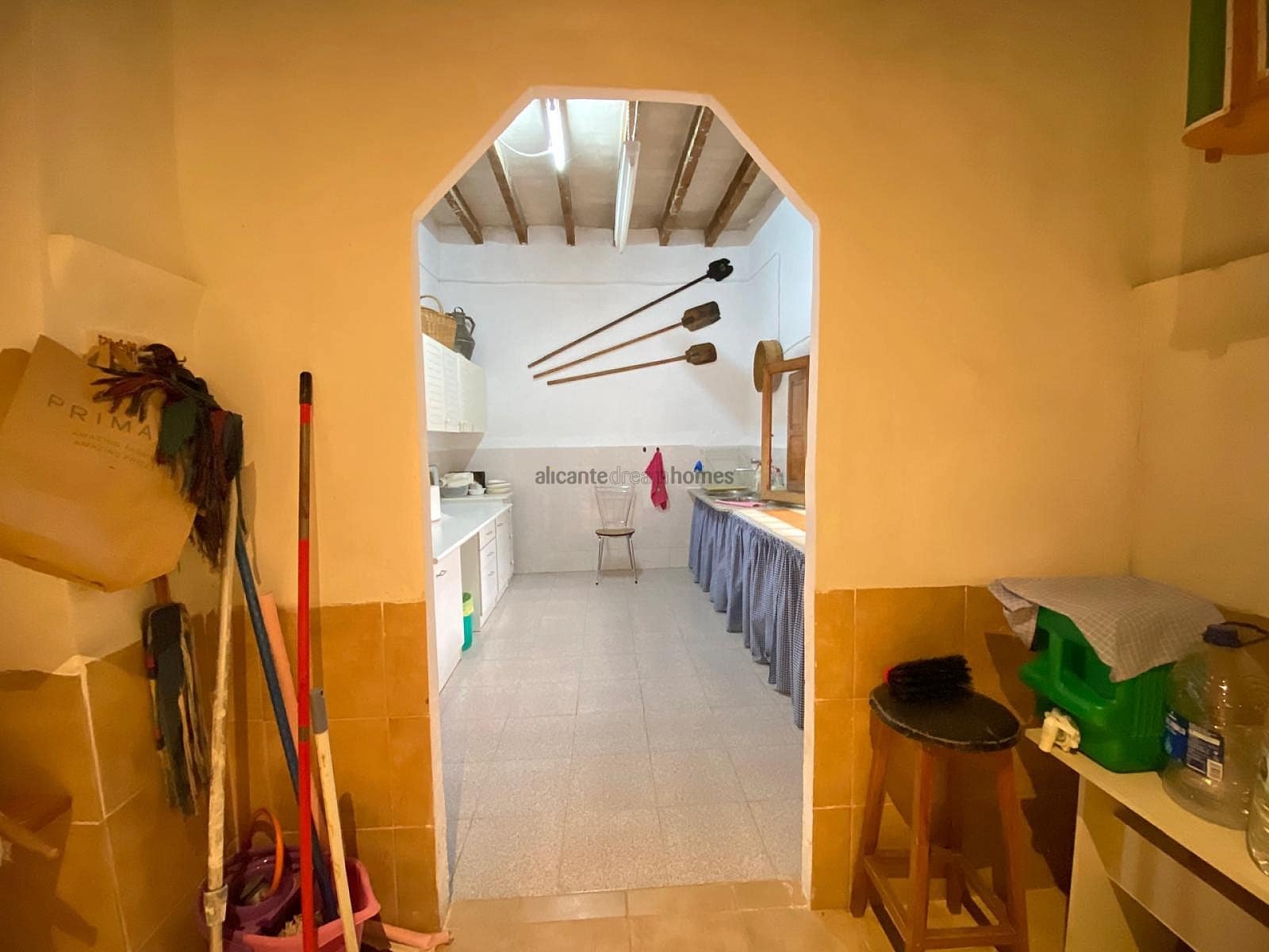 8 sovrum Finca/Hus på landet till salu i Pinoso med pool - 399 000 € (Ref: 8669076)