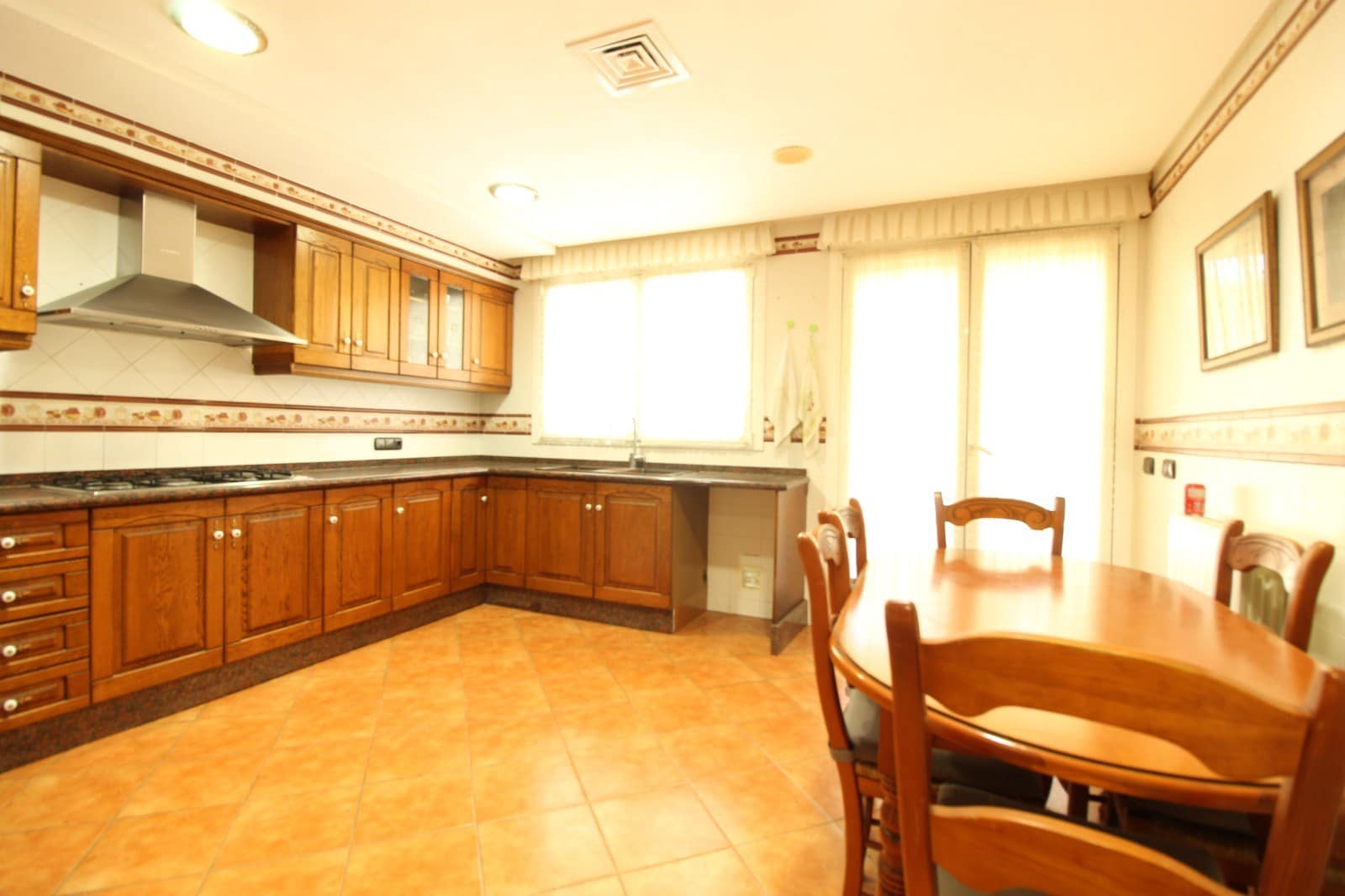 4 soveværelse Villa til salg i Elda - € 475.000 (Ref: 8703718)