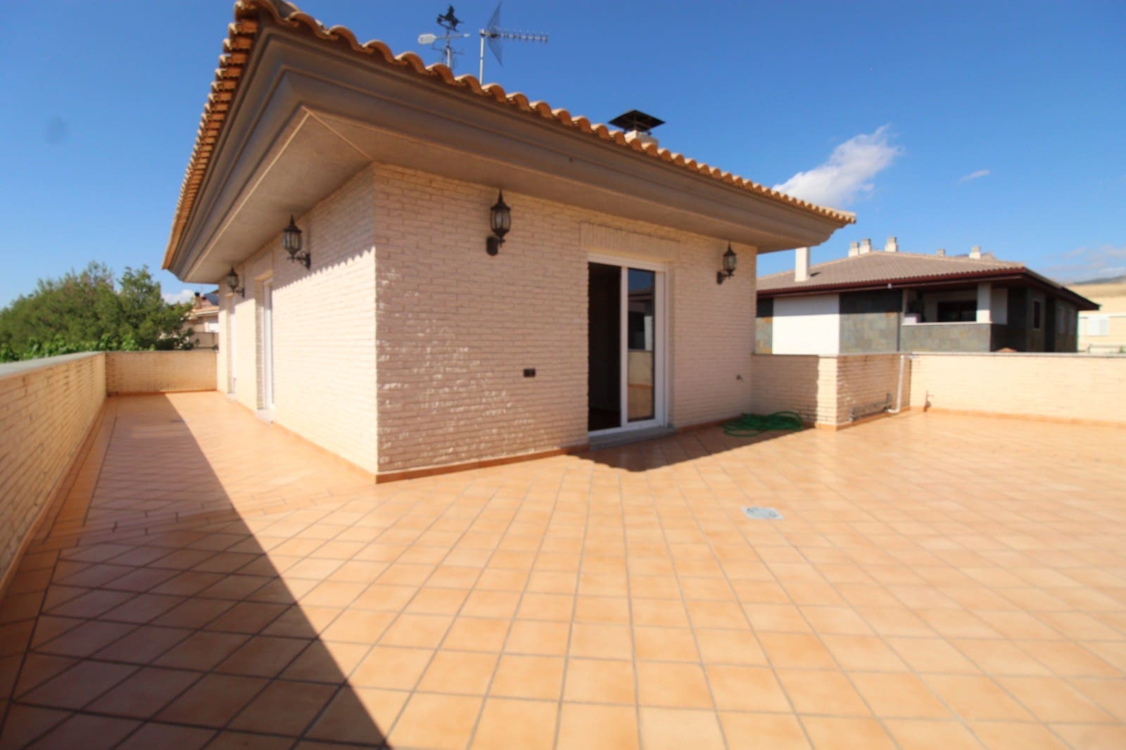 4 soveværelse Villa til salg i Elda - € 475.000 (Ref: 8703718)