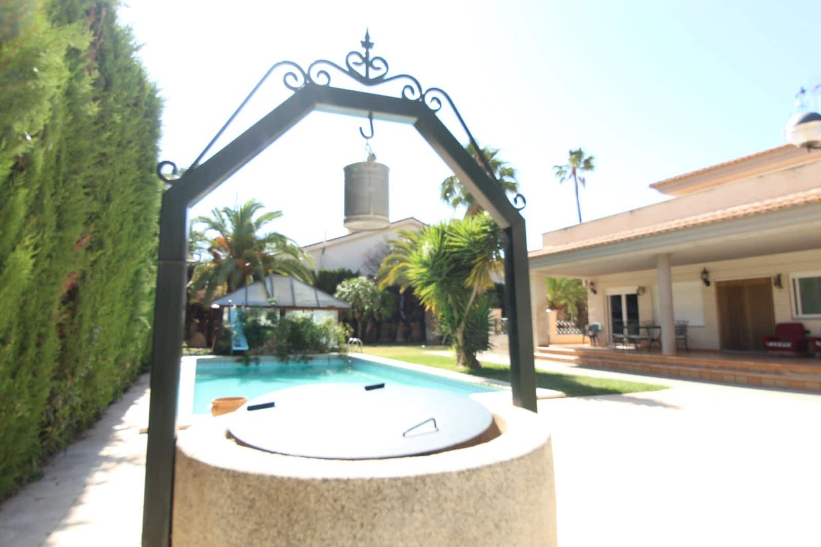 4 soveværelse Villa til salg i Elda - € 475.000 (Ref: 8703718)