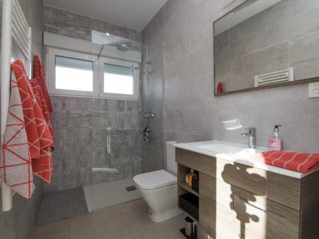 3 bedroom Villa for sale in Pinoso with pool - € 260,000 (Ref: 8703733)