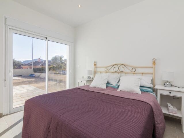 3 bedroom Villa for sale in Pinoso with pool - € 260,000 (Ref: 8703733)