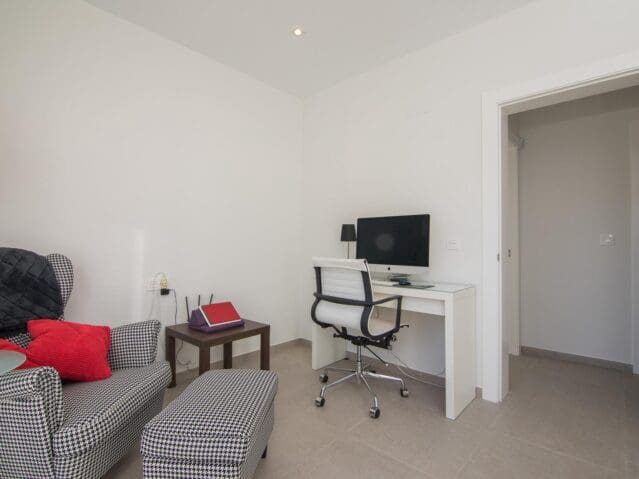 3 bedroom Villa for sale in Pinoso with pool - € 260,000 (Ref: 8703733)