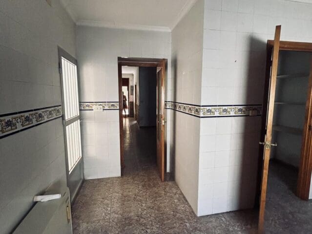 5 bedroom Townhouse for sale in L'Algueña / Alguenya - € 149,950 (Ref: 8703742)