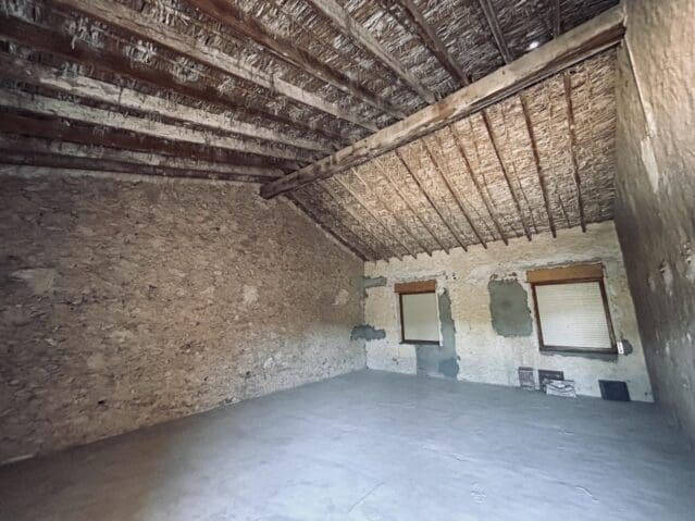 5 bedroom Townhouse for sale in L'Alguena / Alguenya - € 149,950 (Ref: 8703742)