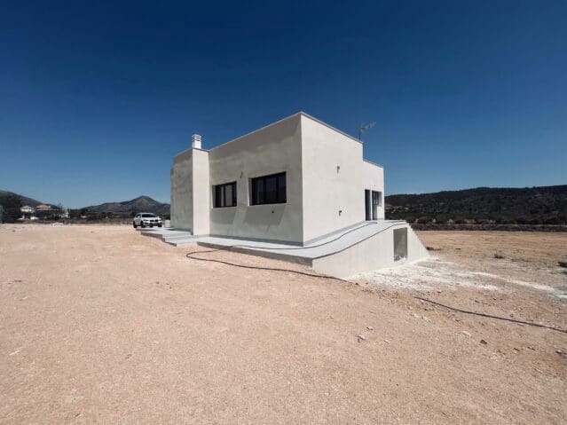 3 soveværelse Villa til salg i Macisvenda - € 449.999 (Ref: 8703746)