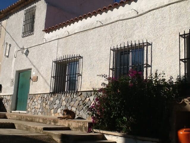 4 bedroom Villa for sale in La Romana with pool - € 199,000 (Ref: 8703747)