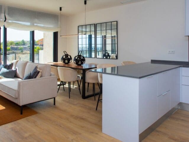 3 soveværelse Byhus til salg i Monforte del Cid med swimmingpool - € 315.000 (Ref: 8703760)