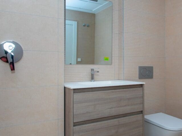 3 soveværelse Byhus til salg i Monforte del Cid med swimmingpool - € 315.000 (Ref: 8703760)