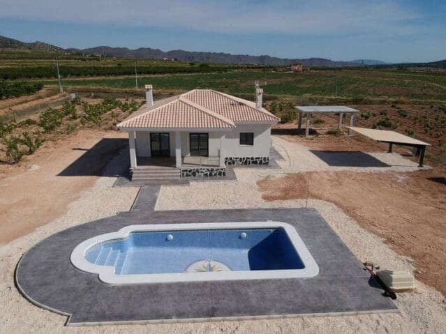 3 sovrum Villa till salu i Pinoso med pool - 297 000 € (Ref: 8703762)