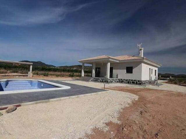 3 sovrum Villa till salu i Pinoso med pool - 297 000 € (Ref: 8703762)