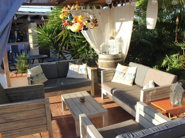 6 bedroom Villa for sale in Barbarroja with pool - € 850,000 (Ref: 8703769)