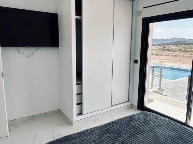 3 bedroom Villa for sale in Pinoso with pool - € 359,000 (Ref: 8703771)