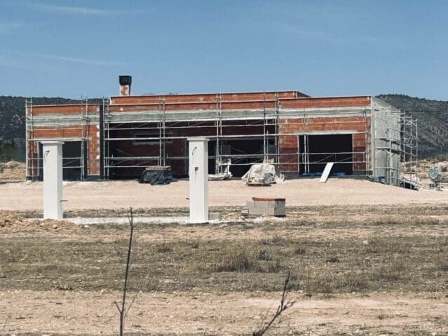 3 bedroom Villa for sale in Pinoso with pool - € 359,000 (Ref: 8703771)