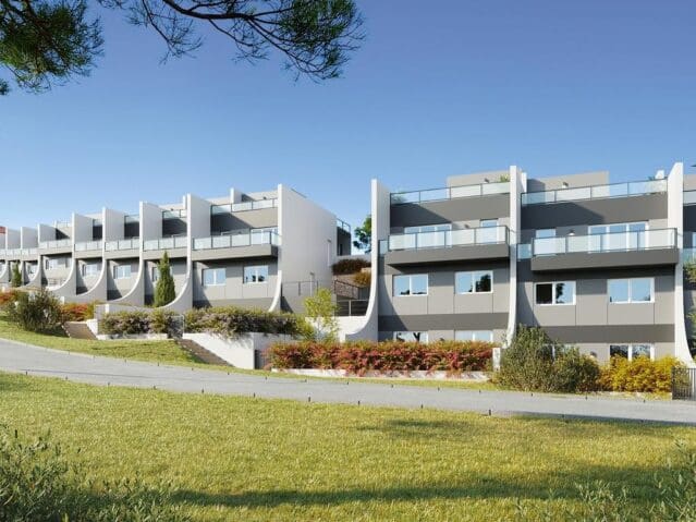 2 bedroom Apartment for sale in Finestrat with pool - € 274,000 (Ref: 8703785)