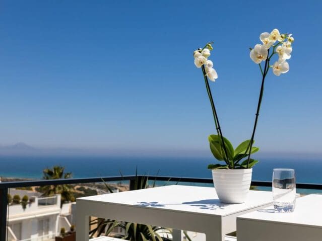 3 bedroom Apartment for sale in Gran Alacant with pool - € 405,000 (Ref: 8703792)