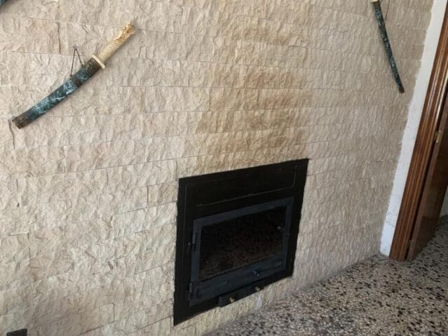 4 bedroom Villa for sale in Pinoso - € 179,900 (Ref: 8703796)