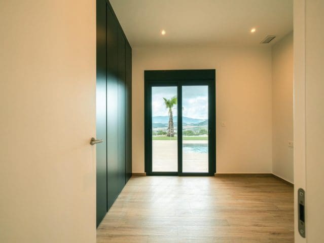 3 bedroom Villa for sale in Pinoso - € 465,000 (Ref: 8703800)