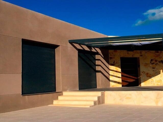 4 bedroom Villa for sale in Hondon de las Nieves - € 310,924 (Ref: 8703807)