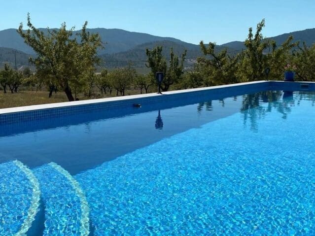 4 bedroom Villa for sale in Hondon de las Nieves - € 310,924 (Ref: 8703807)