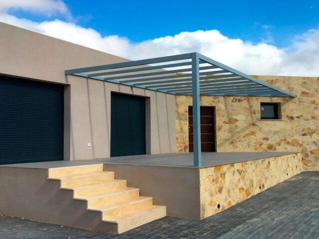 4 bedroom Villa for sale in Hondon de las Nieves - € 310,924 (Ref: 8703807)