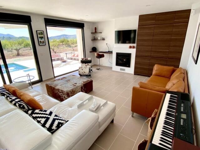 3 bedroom Villa for sale in Hondon de las Nieves with pool - € 375,670 (Ref: 8703808)