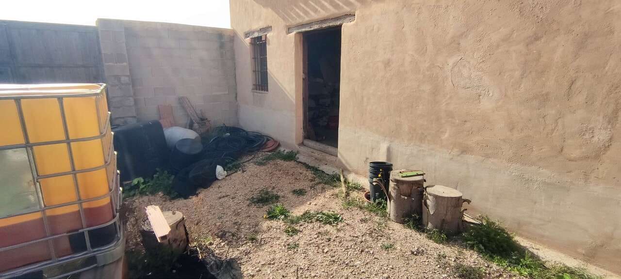 4 slaapkamer Finca/Landhuis te koop in Pinoso - € 179.500 (Ref: 8703819)