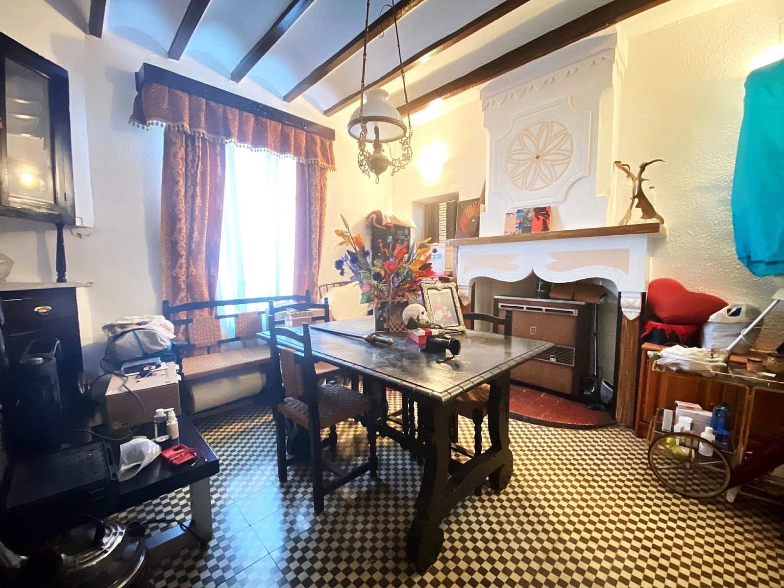 7 soveværelse Byhus til salg i Yecla med garage - € 139.000 (Ref: 8738562)