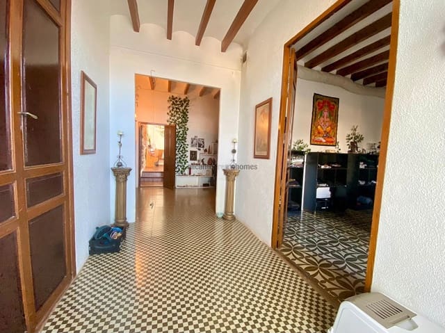 7 soveværelse Byhus til salg i Yecla med garage - € 139.000 (Ref: 8738562)