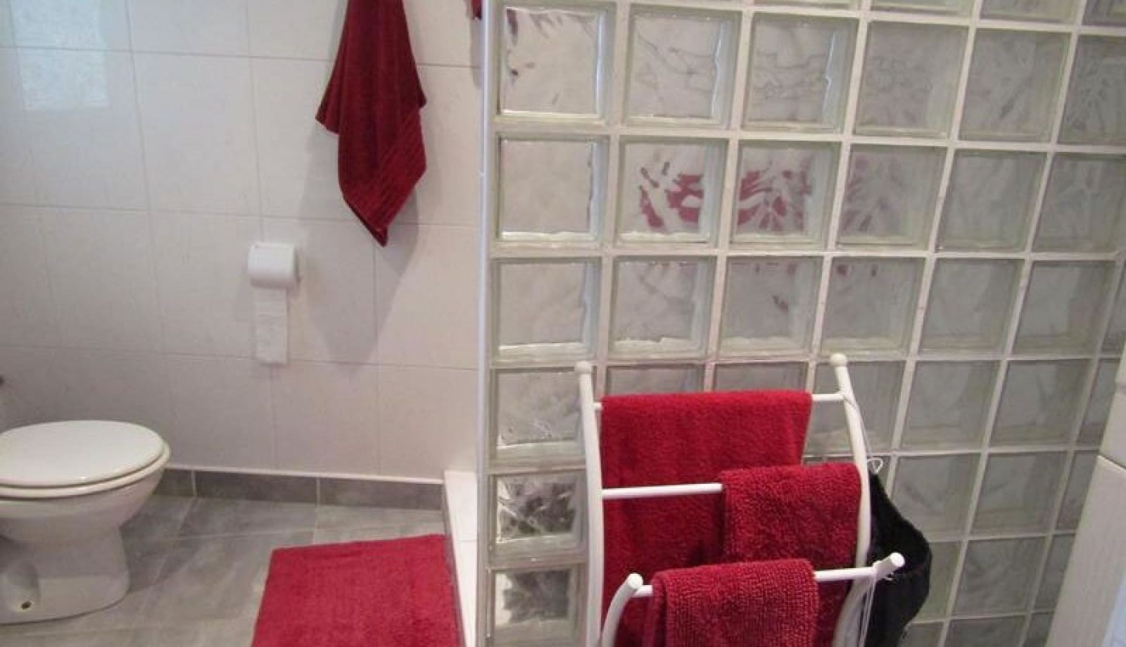 3 soveværelse Hulehus til salg i La Romana - € 99.999 (Ref: 8780482)