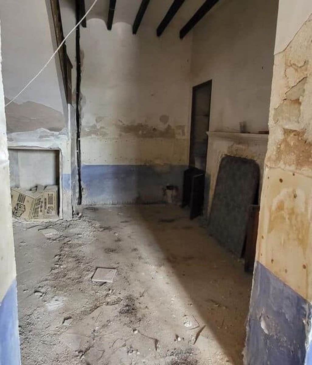 Finca/Country House for sale in La Romana - € 40,000 (Ref: 8780490)