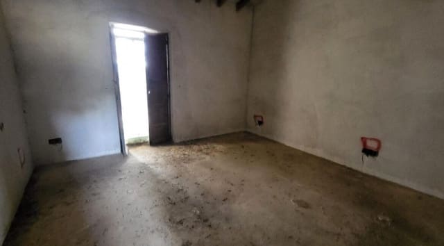 Finca/Herregård til salgs i La Romana - € 40 000 (Ref: 8780490)