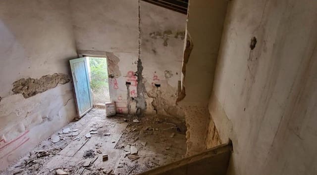 Finca/Herregård til salgs i La Romana - € 40 000 (Ref: 8780490)