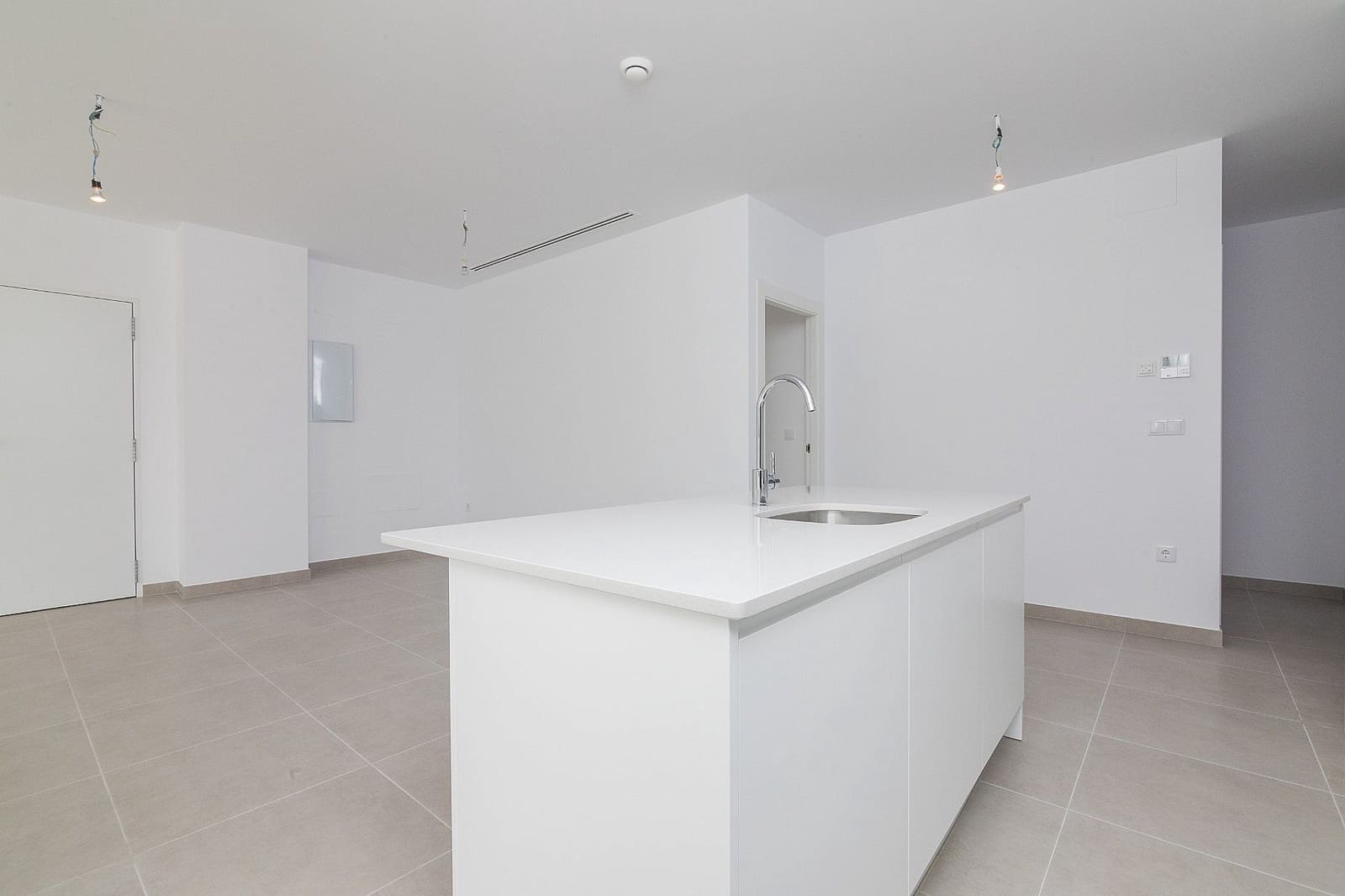 3 bedroom Villa for sale in Polop with pool garage - € 535,000 (Ref: 8820491)