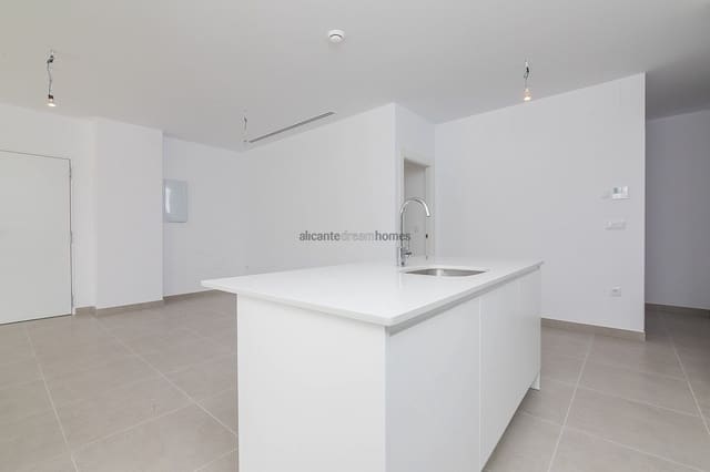 3 bedroom Villa for sale in Polop with pool garage - € 535,000 (Ref: 8820491)