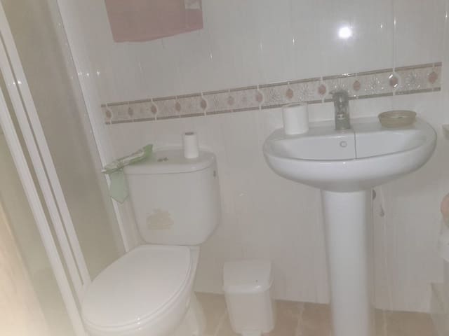 6 makuuhuone Maalaistalo myytävänä paikassa Monóvar / Monóver - 110 000 € (Ref: 8821623)