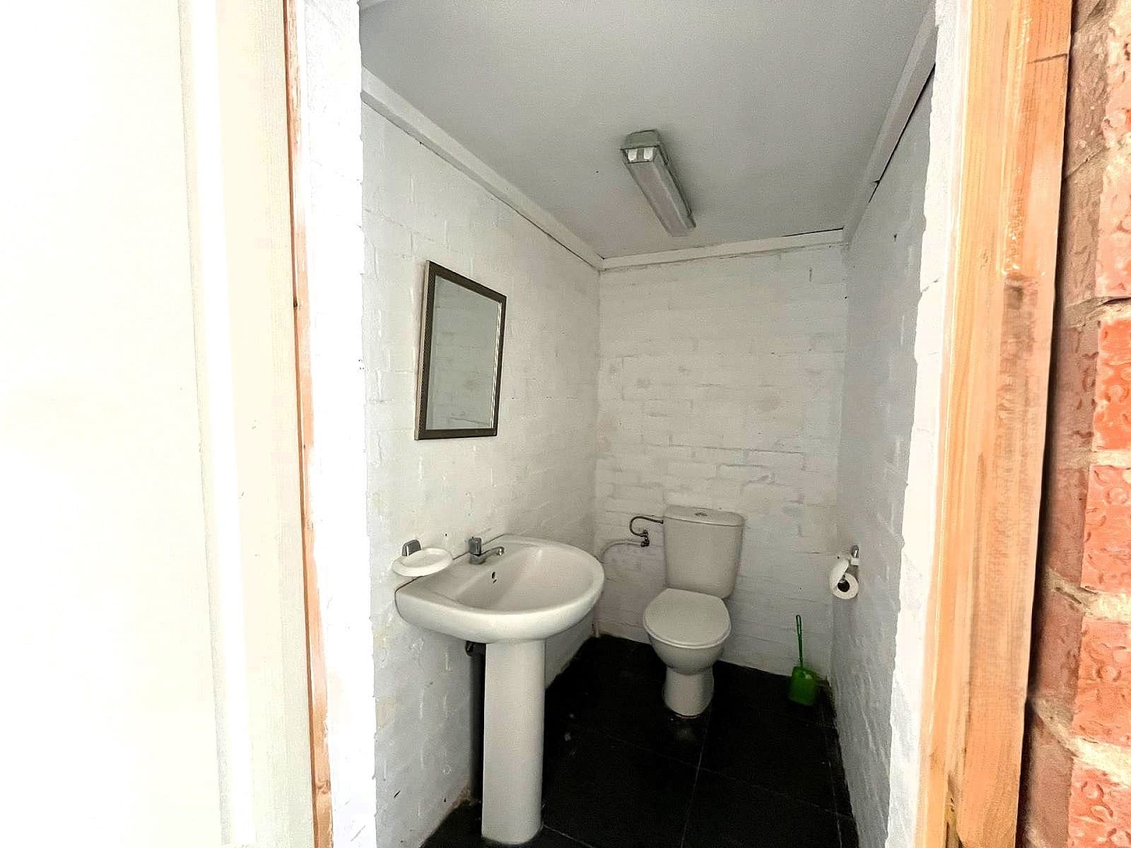 Business for sale in Castalla - € 225,000 (Ref: 8826160)