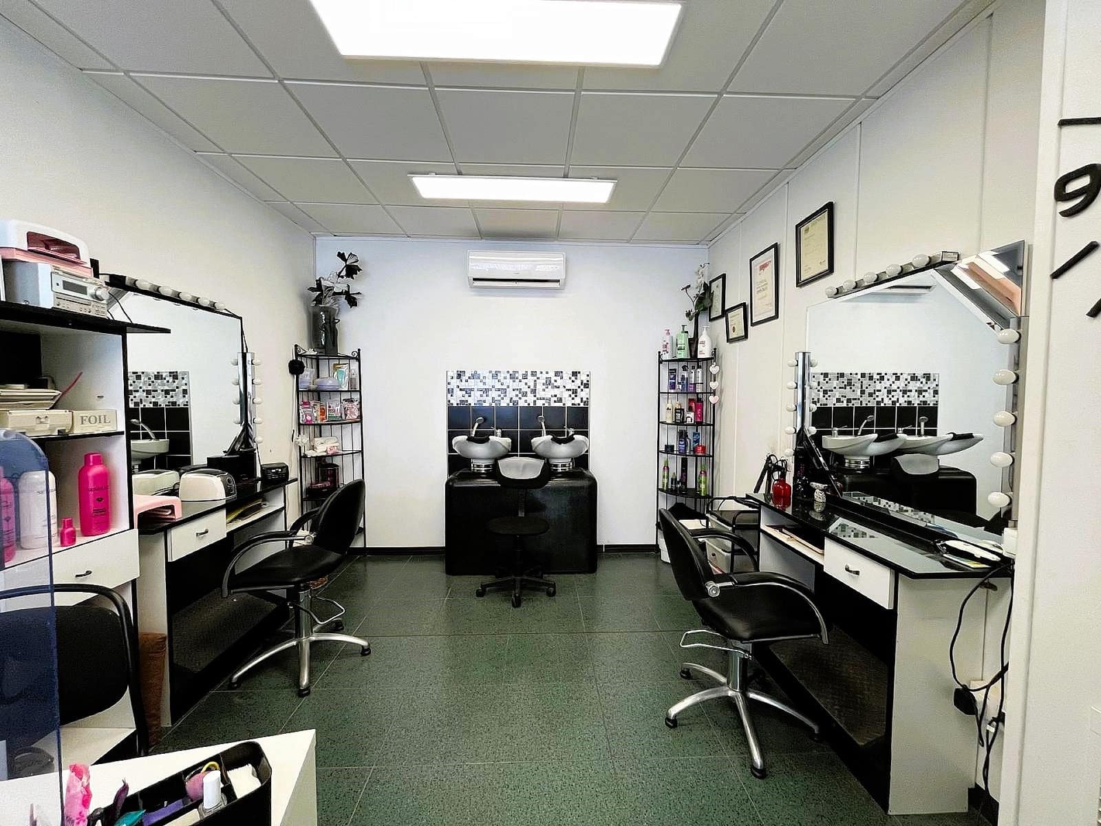 Business for sale in Castalla - € 225,000 (Ref: 8826160)