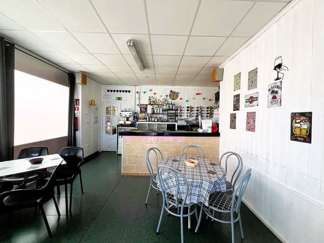 Business for sale in Castalla - € 225,000 (Ref: 8826160)