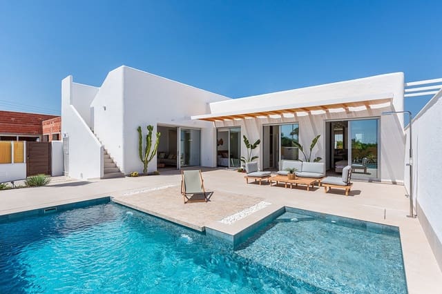 3 Zimmer Villa zu verkaufen in Benijófar mit Pool - 529.900 € (Ref: 8830346)