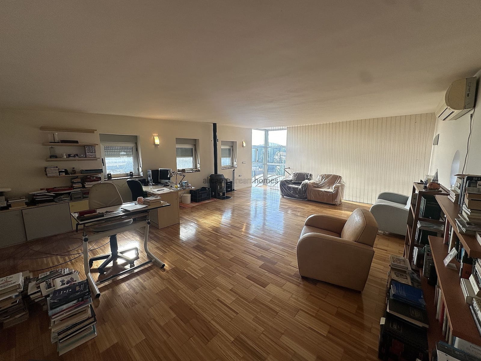 6 bedroom Villa for sale in Yecla with pool garage - € 419,995 (Ref: 8830530)